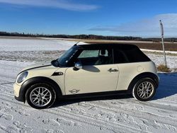 Weiß Gebraucht 2012 Mini One Cabriolet Cabrio | 9.200 € (Teuer)