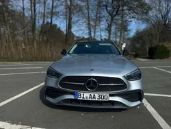 Grau Gebraucht 2022 Mercedes C300 AMG line Limousine | 42.000 € (Teuer)