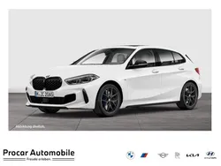 Weiß Gebraucht 2022 BMW M135 Performance Kleinwagen | 34.890 € (Fairer Preis)