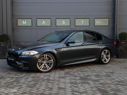 Grau Gebraucht 2012 BMW M5 Sport Line Limousine | 31.740 € (Guter Preis)