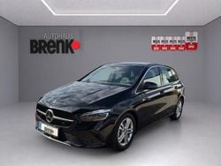 Nachtschwarz unilack Gebraucht 2024 Mercedes B180 Van / Kleinbus | 28.290 € (Guter Preis)