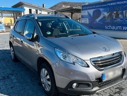 Silber Gebraucht 2016 Peugeot 2008 Style SUV | 6.900 € (Fairer Preis)