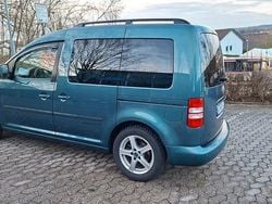 Grün Gebraucht 2015 VW Caddy Edition Van / Kleinbus | 14.900 € (Superpreis)