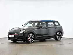 Grün Gebraucht 2024 Mini John Cooper Works Clubman Kombi | 38.919 € (Fairer Preis)