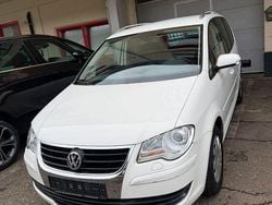 Weiß Gebraucht 2008 VW Touran United Van / Kleinbus | 4.450 € (Guter Preis)