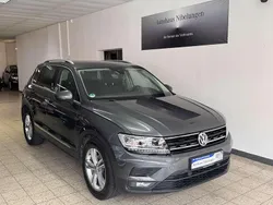 Indiumgrau metallic Gebraucht 2018 VW Tiguan Sound SUV | 21.499 € (Fairer Preis)