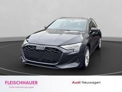 Grau Neu 2025 Audi A3 Sport Limousine | 31.990 € (Superpreis)