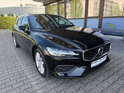 Schwarz Gebraucht 2021 Volvo V60 Momentum Kombi | 21.899 € (Superpreis)