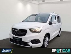 Jade weiß Gebraucht 2020 Opel Combo Life Ultimate Van / Kleinbus | 16.895 € (Fairer Preis)