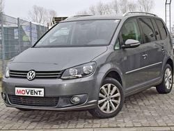 Grau Gebraucht 2011 VW Touran Highline Van / Kleinbus | 4.900 € (Guter Preis)