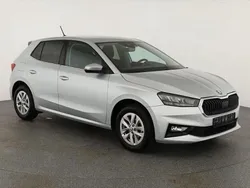 Silber Gebraucht 2024 Skoda Fabia Selection Limousine | 20.695 € (Etwas zu teuer)