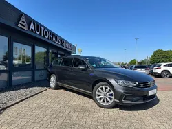 Grau Gebraucht 2021 VW Passat GTE Limousine | 18.490 € (Guter Preis)