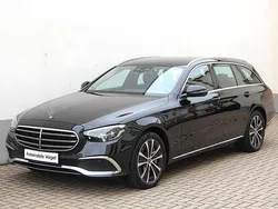 Schwarz Gebraucht 2022 Mercedes E300 Avantgarde Limousine | 29.900 € (Guter Preis)