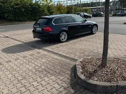 Schwarz Gebraucht 2011 BMW 325 Kombi | 5.900 € (Fairer Preis)