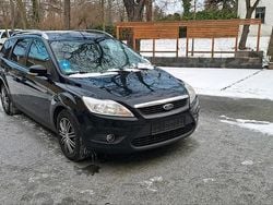 Schwarz Gebraucht 2010 Ford Focus Viva Kombi | 1.800 € (Fairer Preis)