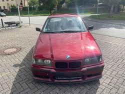 Rot Gebraucht 1992 BMW 318 Performance Limousine | 3.299 €