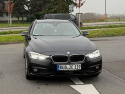 Schwarz Gebraucht 2018 BMW 320 Sport Line Kombi | 18.800 € (Fairer Preis)