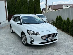 Weiß Gebraucht 2020 Ford Focus Trend Limousine | 9.600 € (Guter Preis)
