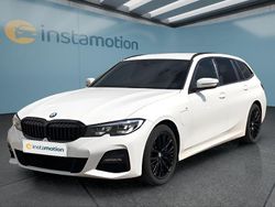 Weiß Gebraucht 2020 BMW 330e M Sport Kombi | 26.449 € (Fairer Preis)
