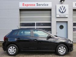 Deep black perleffekt Gebraucht 2025 VW Polo Kleinwagen | 21.990 € (Teuer)