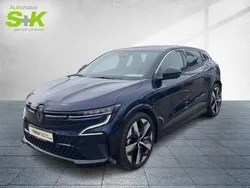 Nachtblau Gebraucht 2022 Renault Mégane Techno Limousine | 28.480 € (Fairer Preis)