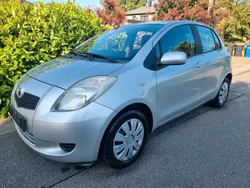 Silber Gebraucht 2006 Toyota Yaris Kleinwagen | 3.999 € (Fairer Preis)