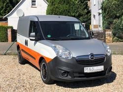 Weiß Gebraucht 2014 Opel Combo Van / Kleinbus | 5.290 € (Fairer Preis)