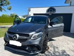 Grau Gebraucht 2016 Mercedes GLE63 AMG AMG SUV | 52.499 € (Fairer Preis)