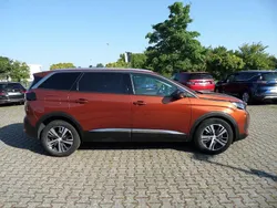 Cuprite perleffekt Gebraucht 2023 Peugeot 5008 Allure Van / Kleinbus | 24.800 € (Guter Preis)