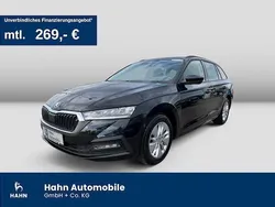 Schwarz Gebraucht 2022 Skoda Octavia Ambition Kombi | 21.740 € (Guter Preis)
