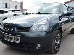 Schwarz Gebraucht 2004 Renault Clio II Dynamique Limousine | 2.490 € (Fairer Preis)