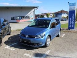 Blau Gebraucht 2012 VW Touran Style Van / Kleinbus | 8.499 € (Guter Preis)