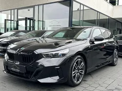 Schwarz Gebraucht 2024 BMW 520 M Sport Kombi | 51.890 € (Superpreis)