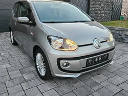 Grau Gebraucht 2013 VW up! high up! Kleinwagen | 6.990 € (Etwas zu teuer)