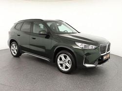 Grün Gebraucht 2025 BMW X1 xLine SUV | 35.880 € (Superpreis)
