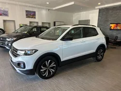 Weiß Gebraucht 2020 VW T-Cross Life SUV | 17.485 € (Etwas zu teuer)