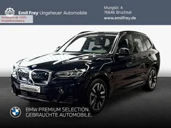 M carbonschwarz metallic Gebraucht 2023 BMW iX3 Sport Line SUV | 45.890 € (Superpreis)