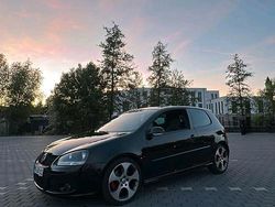 Schwarz Gebraucht 2005 VW Golf V GTI | 4.500 €