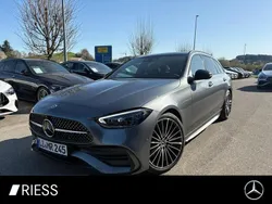 Grau Gebraucht 2025 Mercedes C300 Night Kombi | 64.850 €