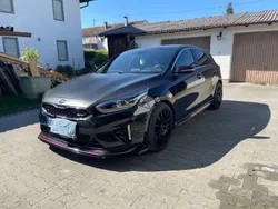 Schwarz Gebraucht 2019 Kia Ceed Limousine | 22.999 €