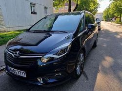 Grün Gebraucht 2016 Opel Zafira Tourer Innovation Van / Kleinbus | 10.299 € (Etwas zu teuer)