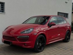 Rot Gebraucht 2013 Porsche Cayenne S SUV | 25.900 €