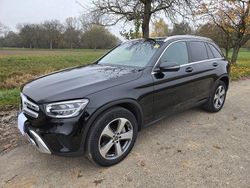 Schwarz Gebraucht 2022 Mercedes GLC300e SUV | 37.900 € (Guter Preis)
