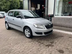 Silber Gebraucht 2010 Skoda Fabia Cool Edition Kleinwagen | 5.980 € (Teuer)