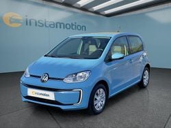 Blau Gebraucht 2021 VW e-up! Kleinwagen | 12.049 € (Guter Preis)