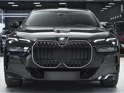 BMW 740