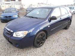 Blau metallic Gebraucht 2005 Kia Cerato LX Limousine | 2.900 € (Etwas zu teuer)
