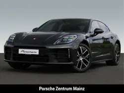 Porsche Panamera 4