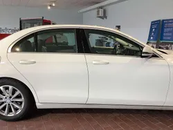 Weiß Gebraucht 2016 Mercedes E200 Limousine | 21.000 € (Guter Preis)