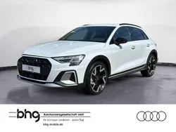 Weiß Neu 2025 Audi A3 Advanced Limousine | 45.990 € (Teuer)